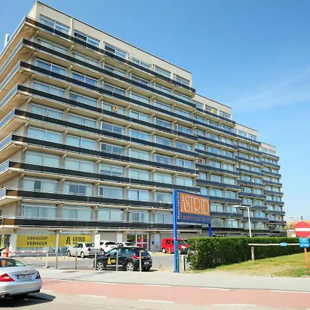 Residentie Astrid.4 شقة