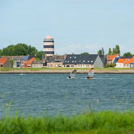 Residentie Astrid.4 شقة *